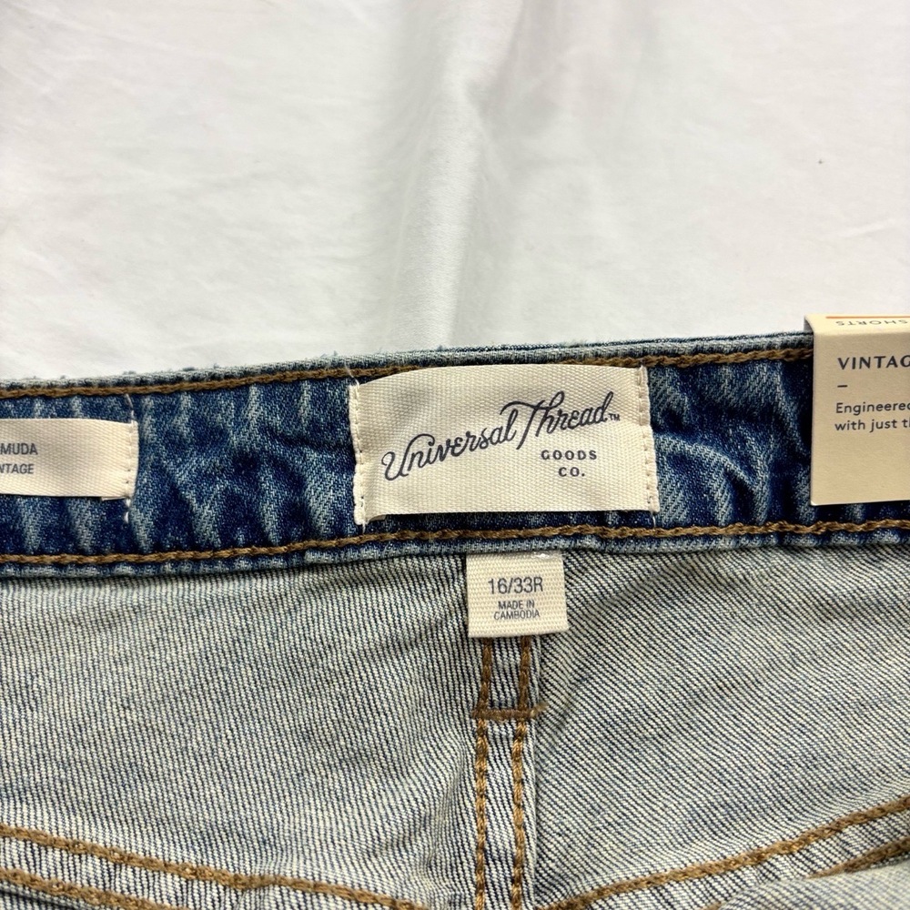 NEW Women's Size 16 UNIVERSAL THREAD Blue Vintage Raw Hem Denim Shorts Stretch - Picture 7 of 12
